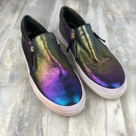Steve Madden Shoes - Steve Madden GLAMMAR Iridescent Flat Slides 9M